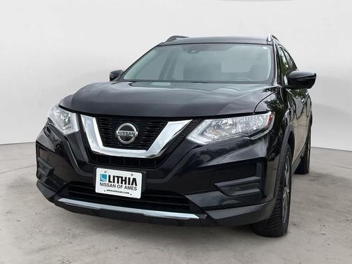 Magnetic Black Pearl 2019 Nissan Rogue SV