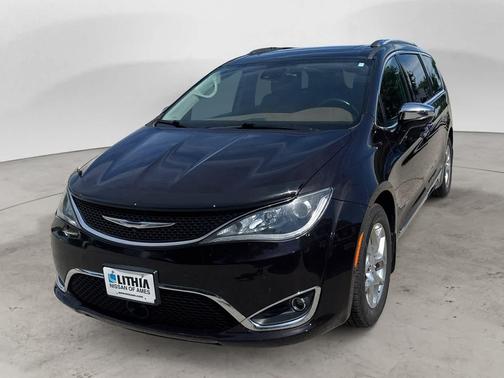 Dark Cordovan Pearlcoat 2017 Chrysler Pacifica Limited