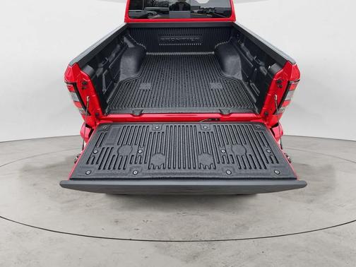A20/RED ALERT 2026 Nissan Frontier SV