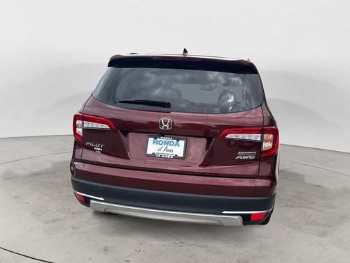 Deep Scarlet Pearl 2021 Honda Pilot Touring 8-Passenger