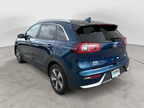 2017 Kia Niro LX