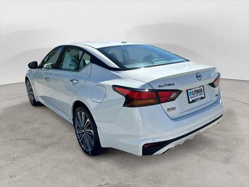 2025 Nissan Altima SL AWD