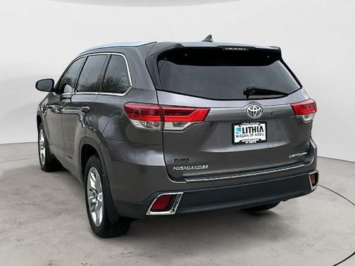 Predawn Gray Mica 2019 Toyota Highlander Limited