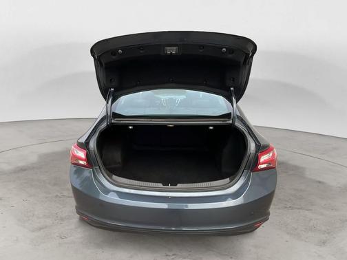 2021 Chevrolet Malibu FWD LT