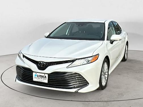 2019 Toyota Camry XLE