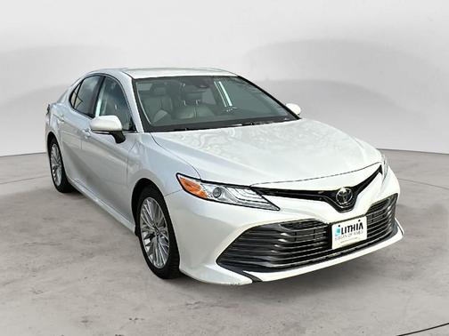 2019 Toyota Camry XLE
