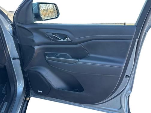 2023 GMC Acadia AWD SLT