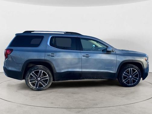 2023 GMC Acadia AWD SLT