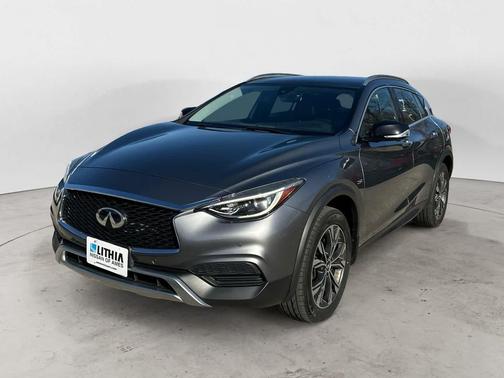 2019 INFINITI QX30 LUXE