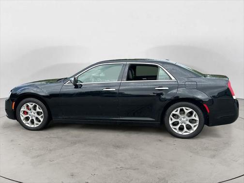 2017 Chrysler 300C Platinum