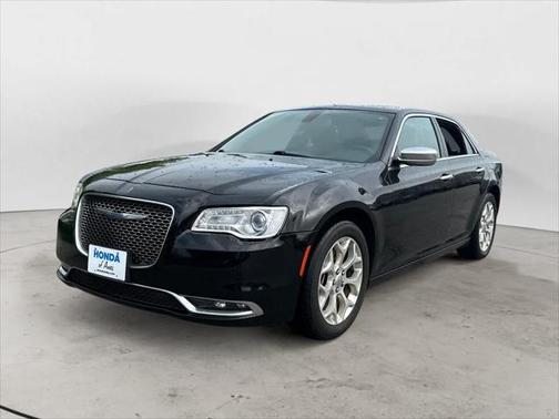 2017 Chrysler 300C Platinum