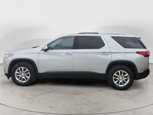 SIL/Silver 2018 Chevrolet Traverse LT Cloth