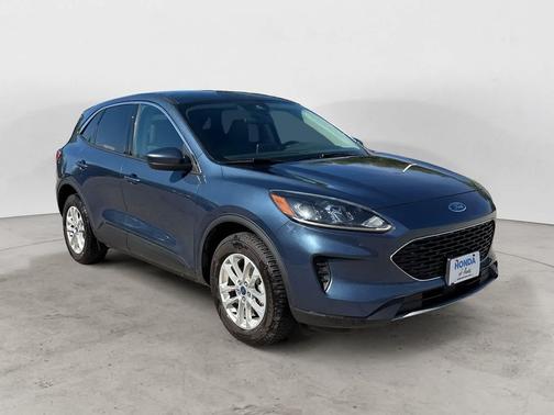 Blue Metallic 2020 Ford Escape SE
