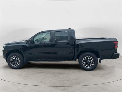 2024 Nissan Frontier SL