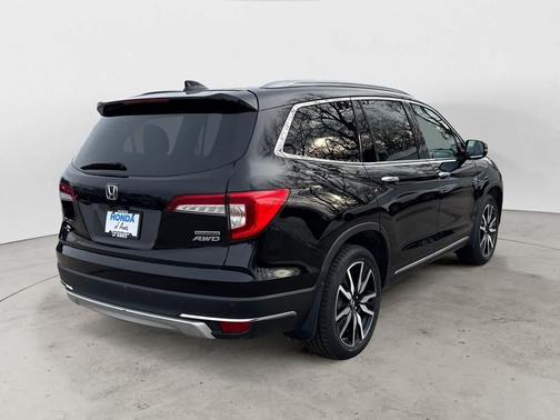 2019 Honda Pilot Touring 8-Passenger