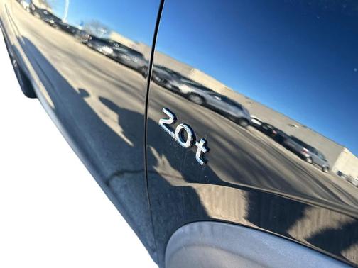 2018 INFINITI QX30 Premium