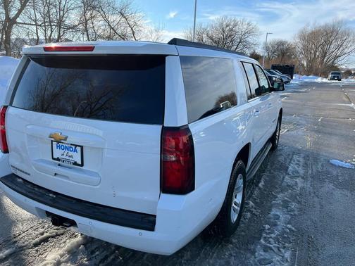 2016 Chevrolet Suburban LT