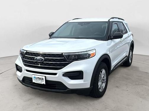 WHI/White 2023 Ford Explorer XLT