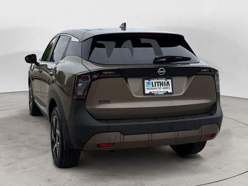 Canyon Bronze Metallic 2025 Nissan Kicks SV