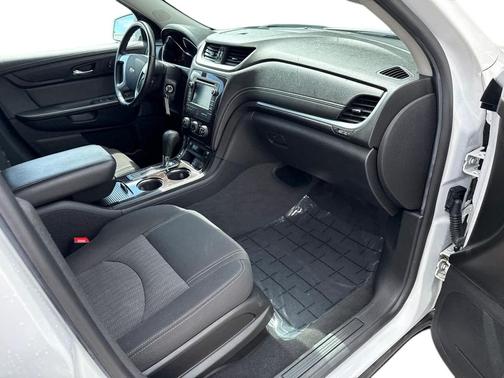 2017 Chevrolet Traverse 1LT