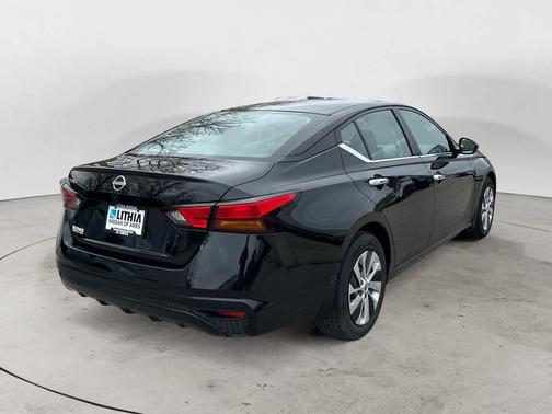 2023 Nissan Altima S FWD