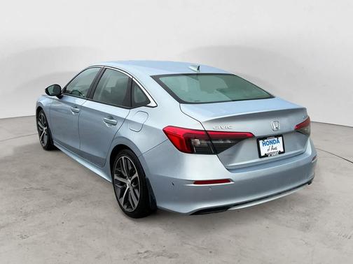 2022 Honda Civic Touring