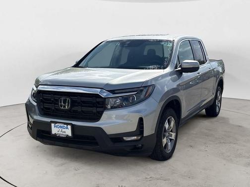 SIL/Silver 2025 Honda Ridgeline RTL