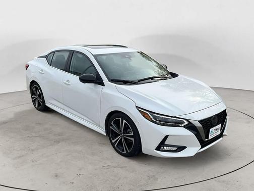 2022 Nissan Sentra SR