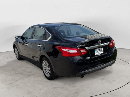 Super Black 2017 Nissan Altima 2.5 S