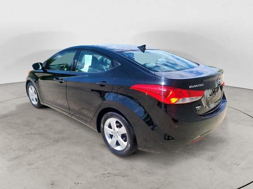 BK/Black 2013 Hyundai ELANTRA GLS