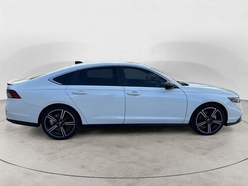 2023 Honda Accord Hybrid Base