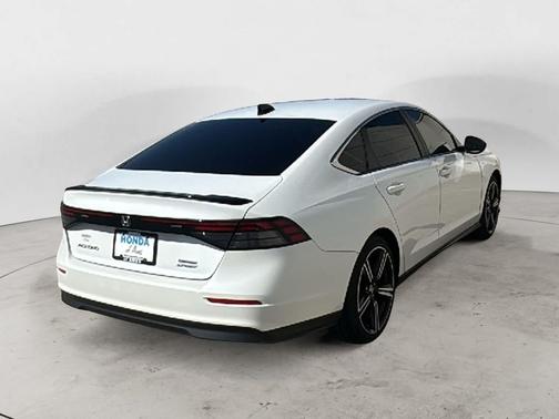 2023 Honda Accord Hybrid Base
