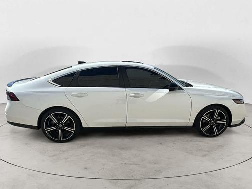2023 Honda Accord Hybrid Base