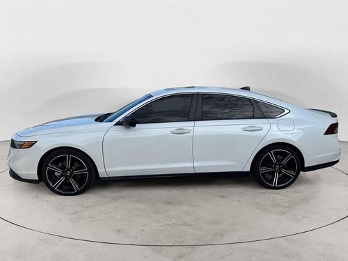 2023 Honda Accord Hybrid Base