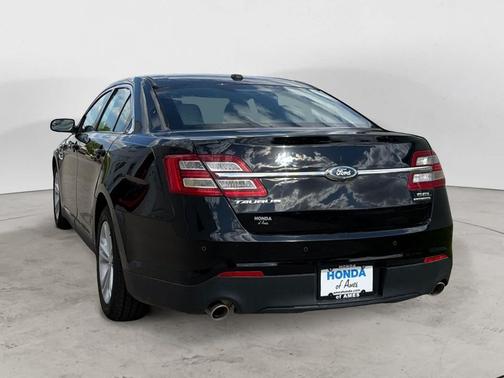 Shadow Black 2016 Ford Taurus SEL