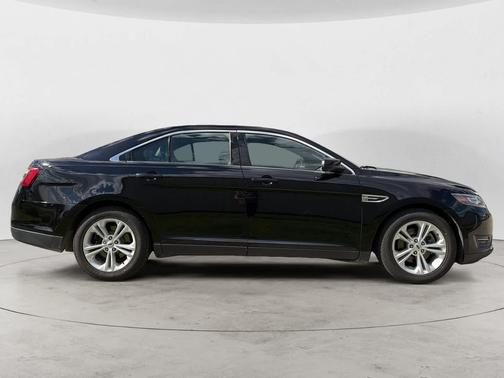 Shadow Black 2016 Ford Taurus SEL