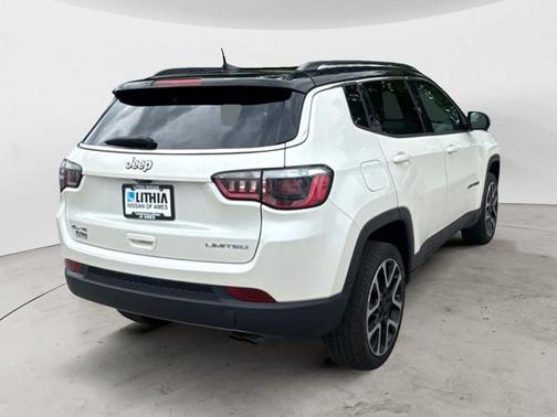 Pearl White Tri-Coat 2018 Jeep Compass Limited