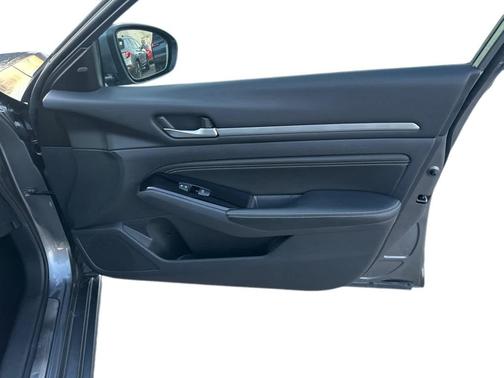 2022 Nissan Altima 2.5 SL