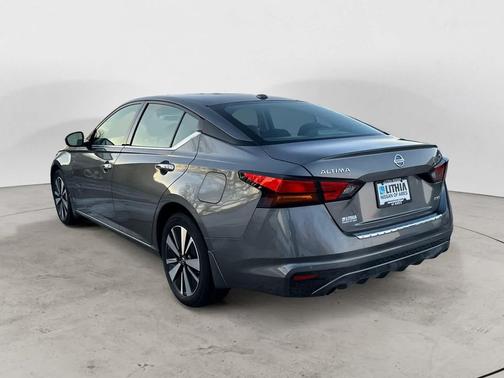 2022 Nissan Altima 2.5 SL