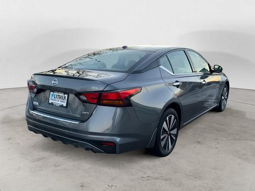 2022 Nissan Altima 2.5 SL