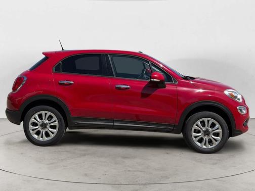 Rosso Passione (Red Hypnotique Clear Coat) 2016 FIAT 500X Easy