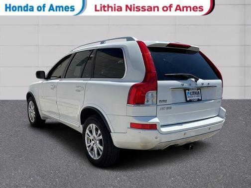 Photo 4 of 23 of 2013 Volvo XC90 3.2