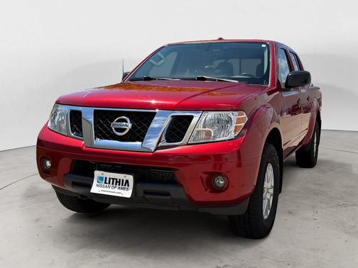 RED 2018 Nissan Frontier SV