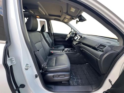 2022 Honda Pilot AWD Elite