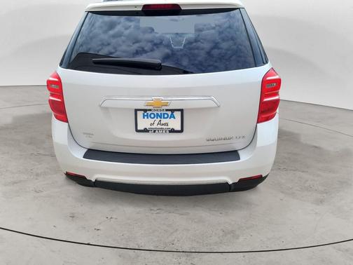 WHI/White 2016 Chevrolet Equinox LTZ