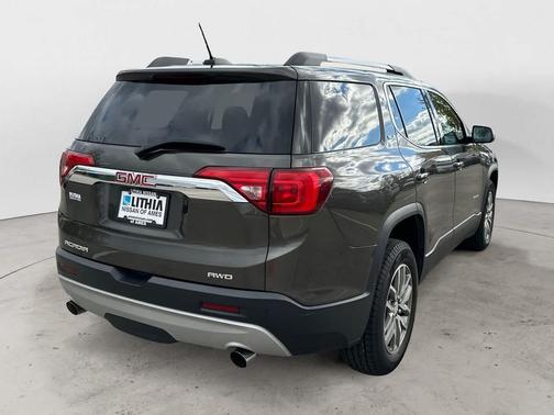 2019 GMC Acadia SLE-2