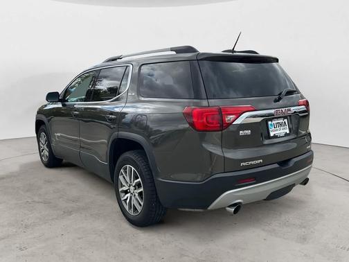 2019 GMC Acadia SLE-2