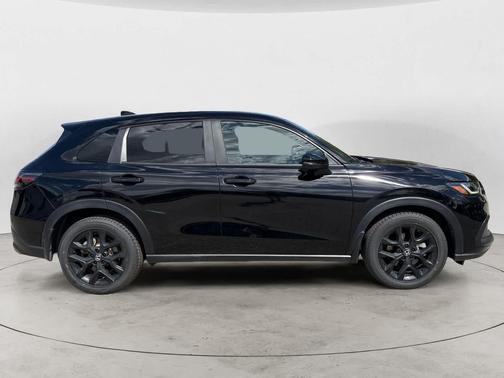 Crystal Black Pearl 2025 Honda HR-V AWD Sport