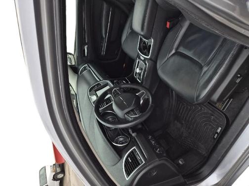 2015 Chrysler 300 Limited