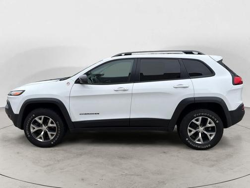 Bright White Clearcoat 2017 Jeep Cherokee Trailhawk